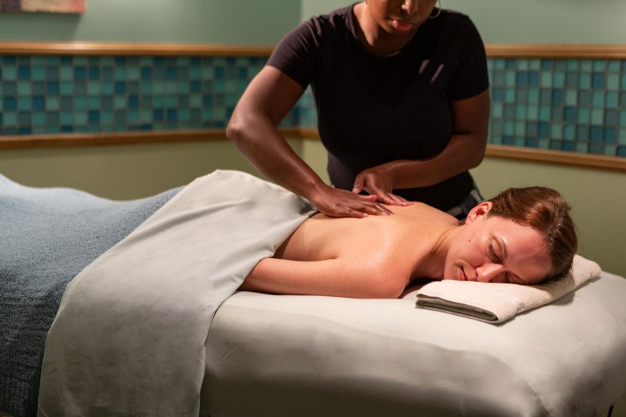 Hilton Beachfront Resort & Spa Hilton Head Island Kültér fotó Massage