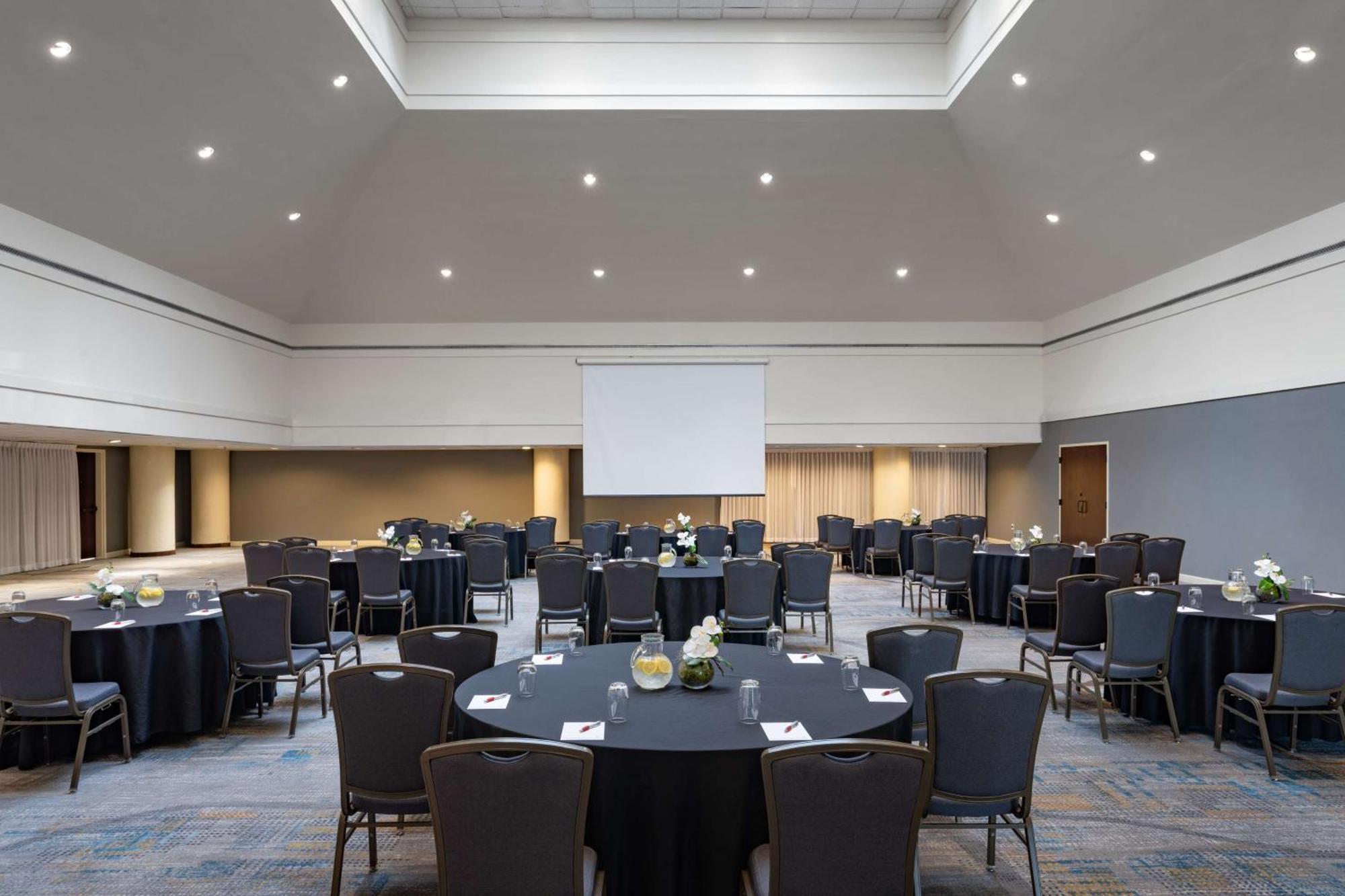 Hilton Beachfront Resort & Spa Hilton Head Island Kültér fotó The ballroom